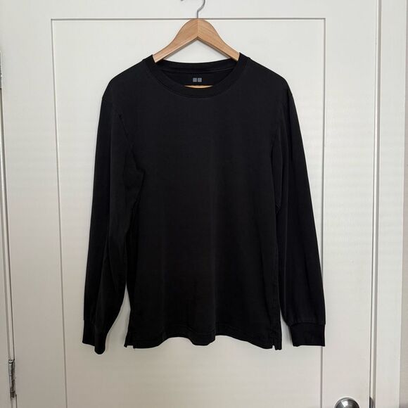 Uniqlo AIRism Thermal Shirt Mens Size M Black Long Sleeve UV Protection Outdoor - Picture 1 of 10